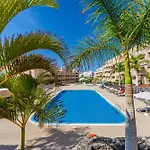 Cozy In Playa Paraiso 阿德耶